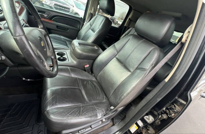2012 Chevrolet Suburban LT
