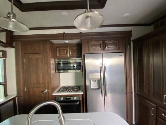 2019 HEARTLAND-BIGHORN 3970RD