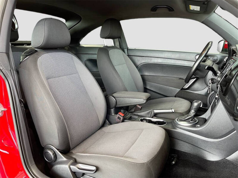 2019 Volkswagen Beetle 2.0T S