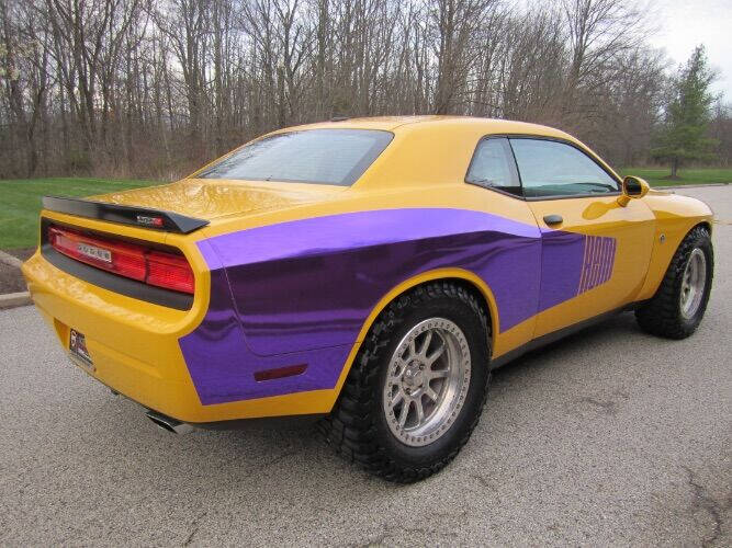 2012 Dodge Challenger SRT8 Yellow Jacket