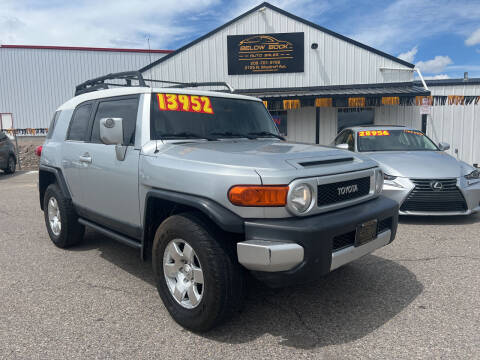 2007 Toyota FJ Cruiser for sale at BELOW BOOK AUTO SALES in Idaho Falls ID