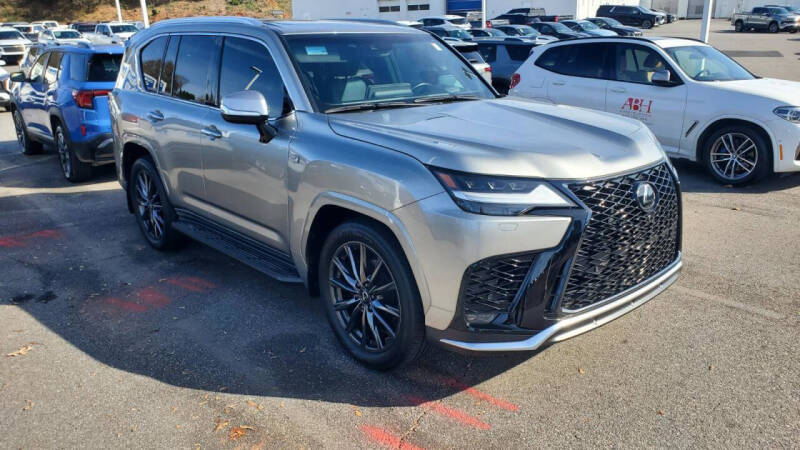 2024 Lexus LX 600 F SPORT Handling