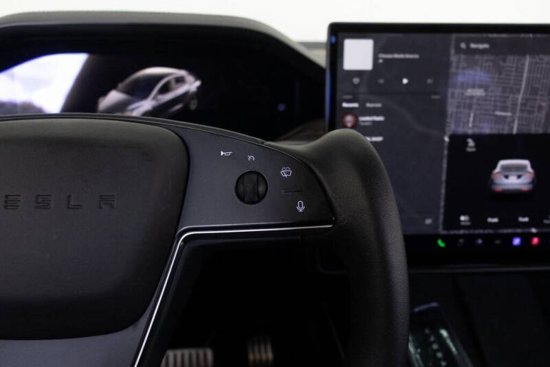 2023 Tesla Model X Standard Range