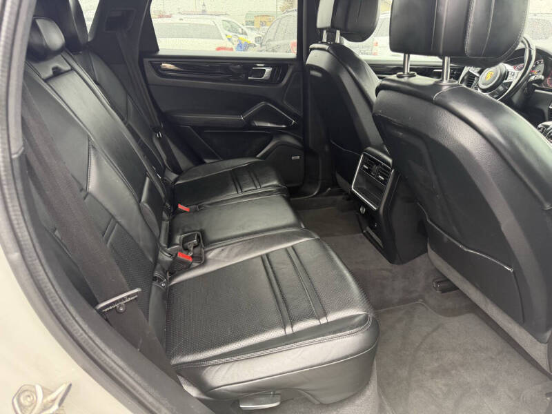 2021 Porsche Cayenne