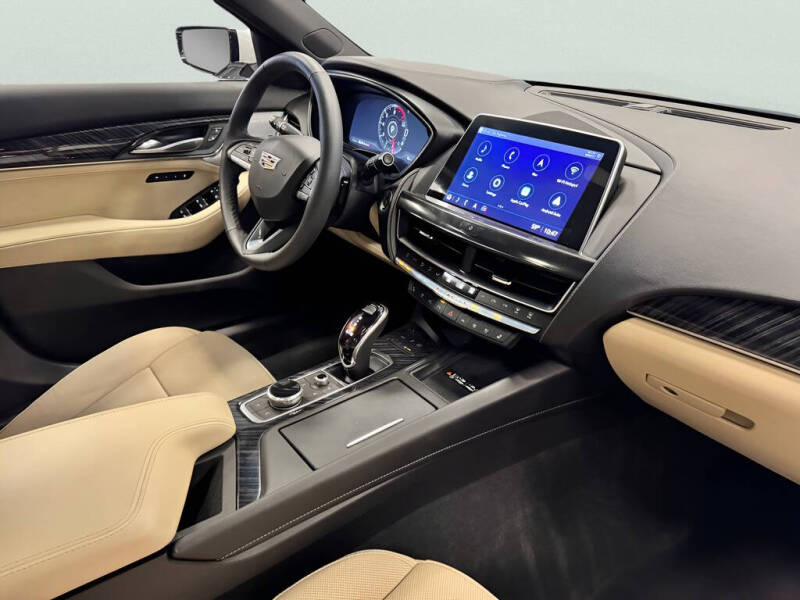 2023 Cadillac CT5 Premium Luxury
