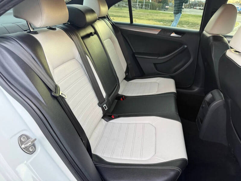 2016 Volkswagen Jetta 1.8T Sport