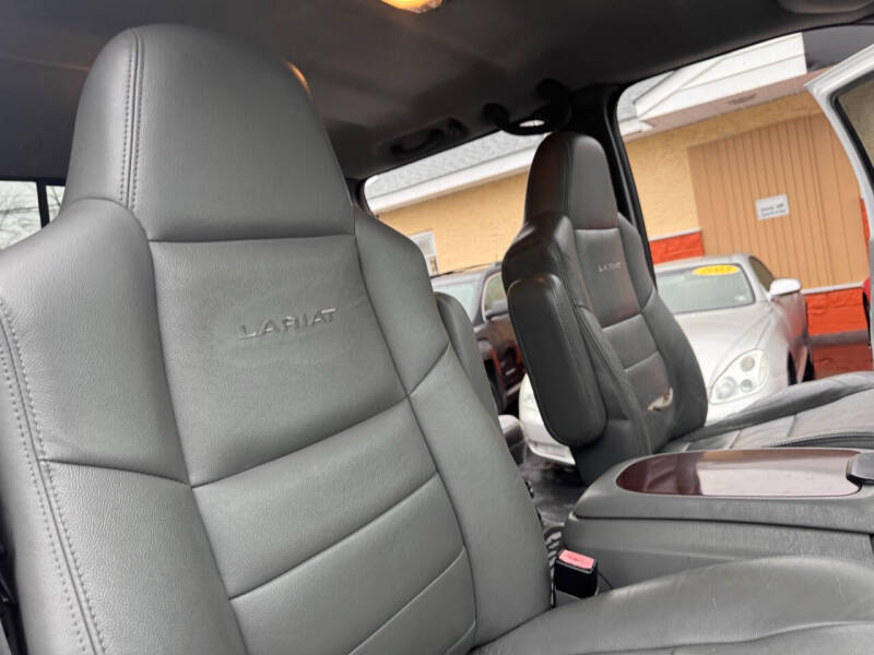 2005 Ford F-250 Super Duty Lariat