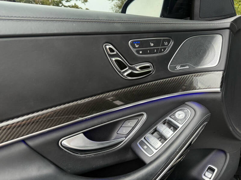 2017 Mercedes-Benz S-Class AMG S 63