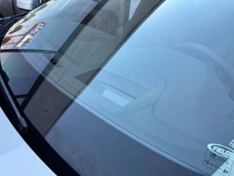 2023 Volvo XC60 B5 Ultimate Bright Theme