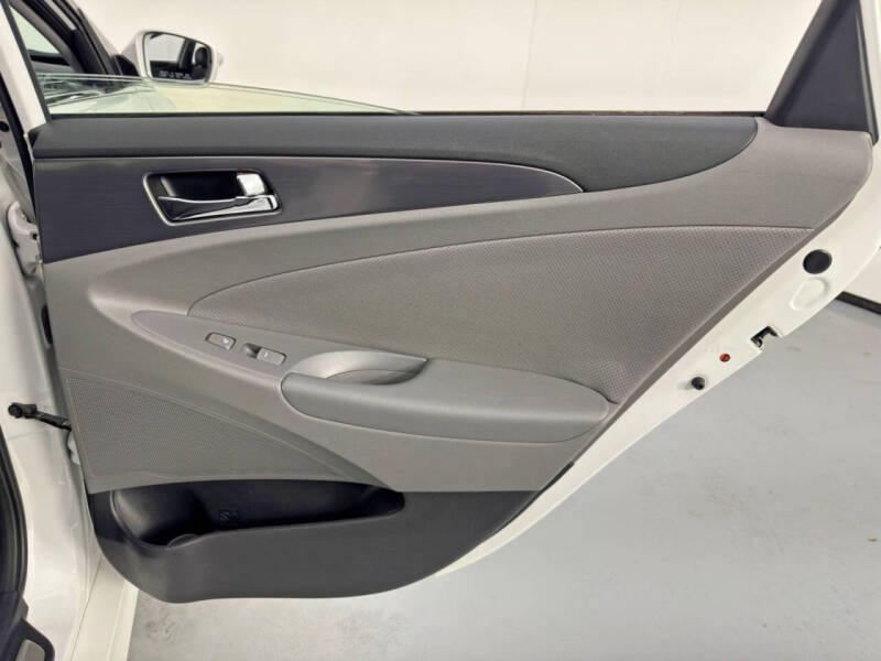 2013 Hyundai Sonata Hybrid Limited