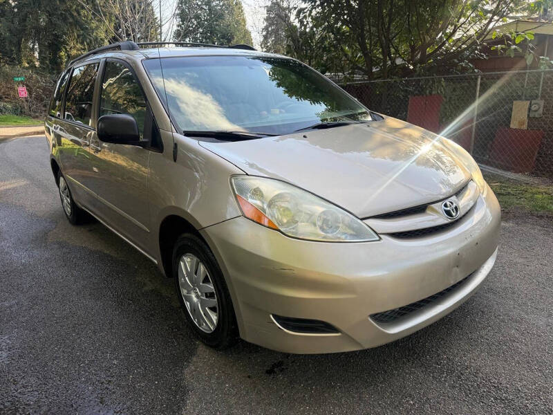 2006 Toyota Sienna LE 7 Passenger