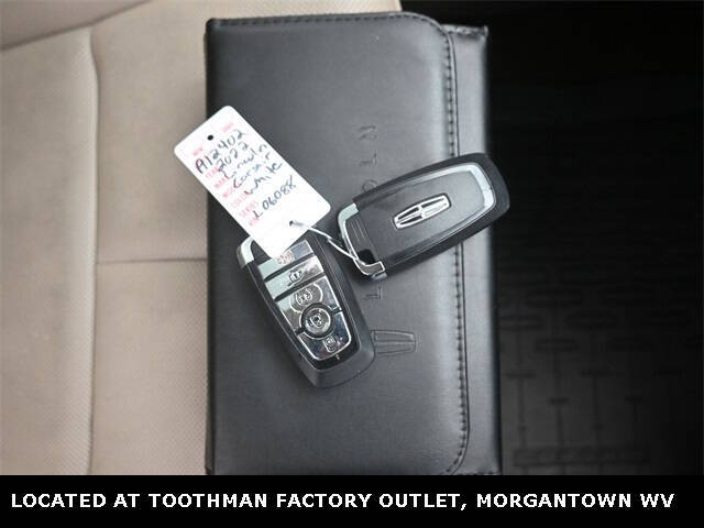 2022 Lincoln Corsair Standard