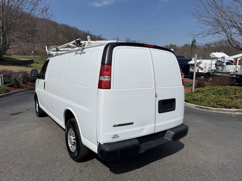 2019 Chevrolet Express 2500