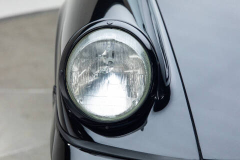 1991 Porsche 911 Carrera 2