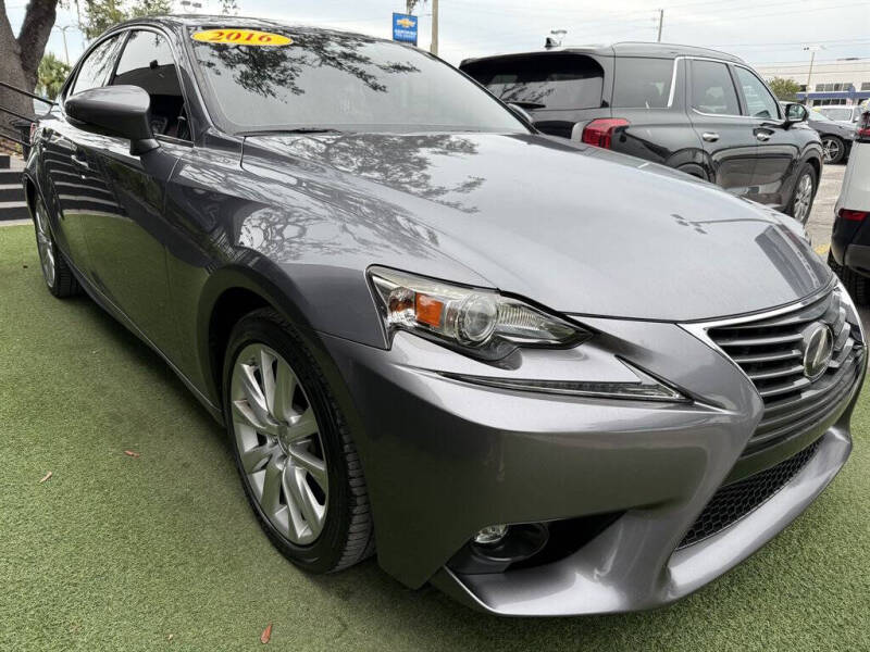 2016 Lexus IS 200t
