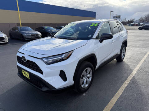 2024 Toyota RAV4 LE