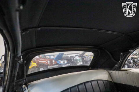 1953 Ford Crestline
