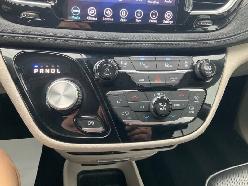 2019 Chrysler Pacifica Hybrid
