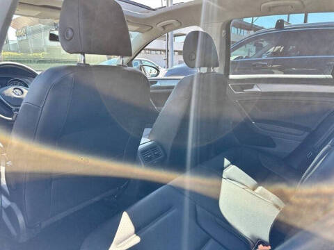 2017 Volkswagen Golf TSI SE