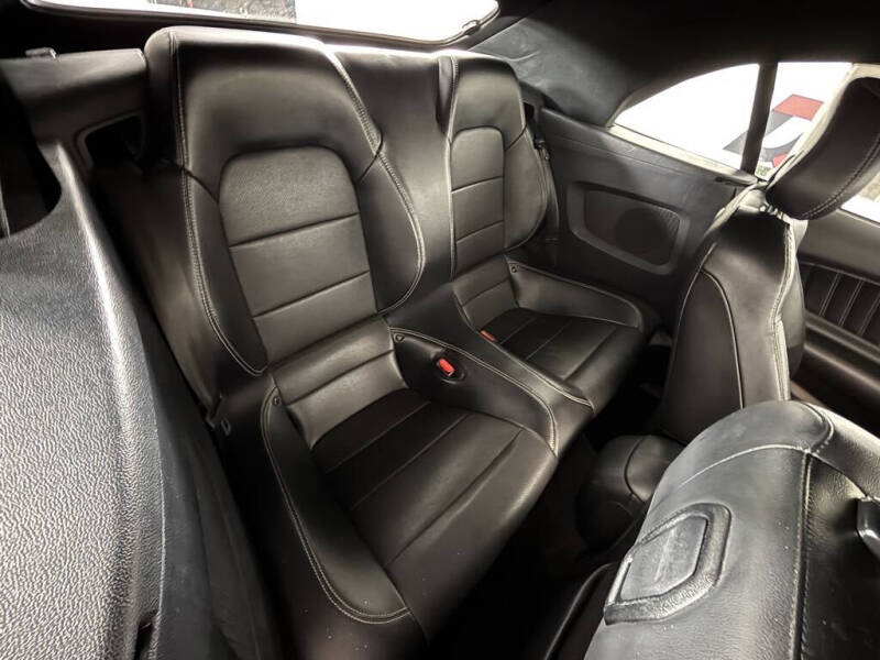 2022 Ford Mustang EcoBoost Premium