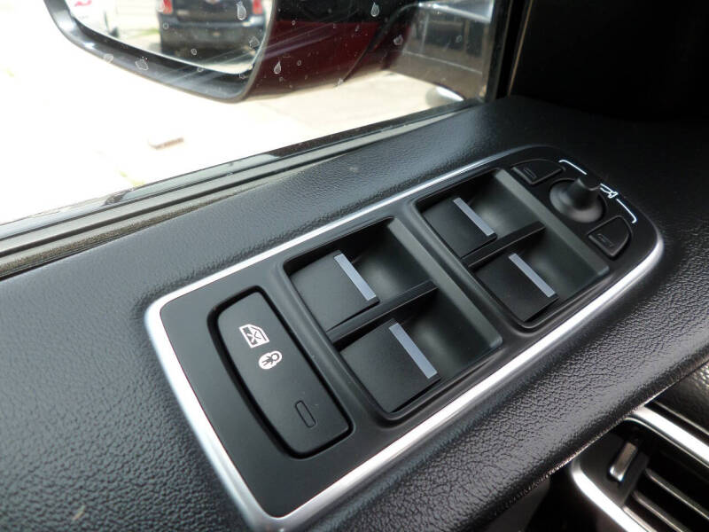 2017 Jaguar F-PACE 35t Prestige