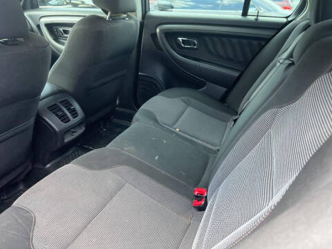 2010 Ford Taurus SEL