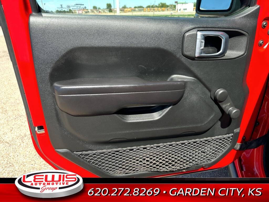 2021 Jeep Wrangler Unlimited for sale at Lewis Chevrolet of Garden City in Garden City, KS