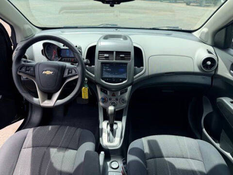2016 Chevrolet Sonic LT Auto