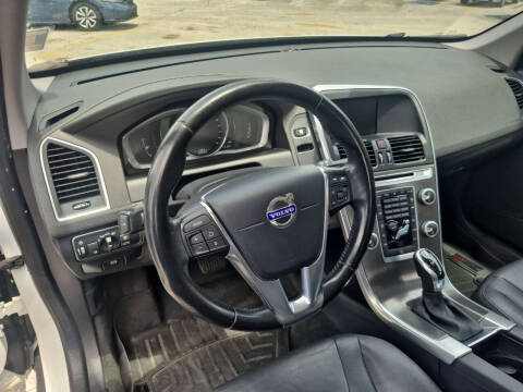 2015 Volvo XC60 T5 Drive-E Premier