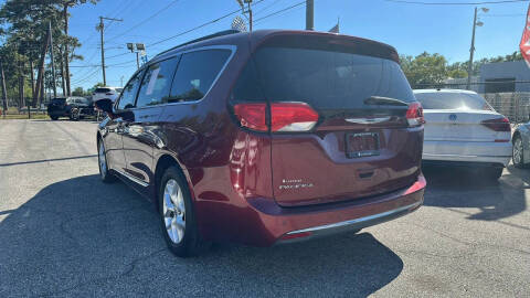 2017 Chrysler Pacifica