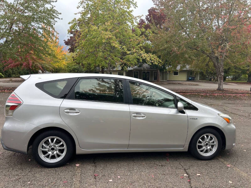 2017 Toyota Prius Three