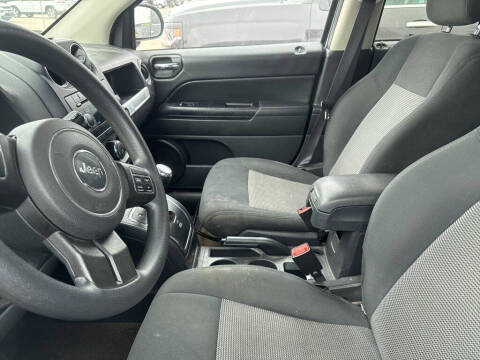 2016 Jeep Compass Sport