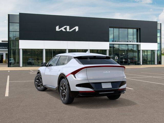 2026 Kia EV6 Wind