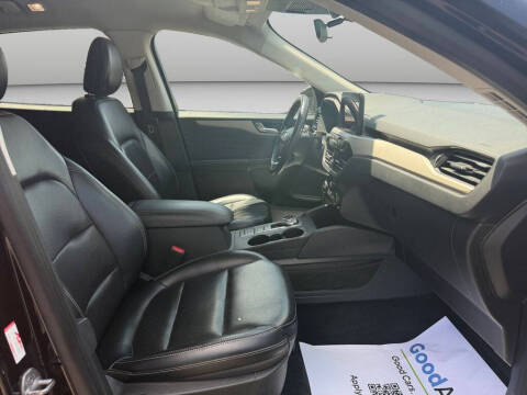 2021 Ford Escape SEL