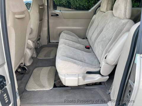 2002 Ford Windstar LX