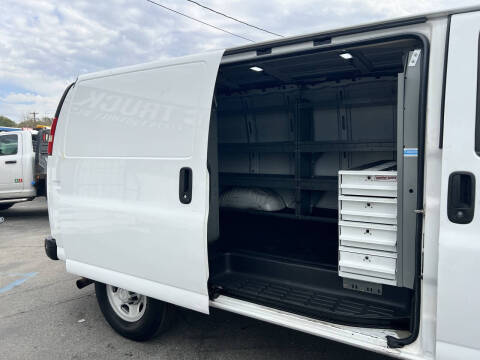 2016 Chevrolet Express 2500