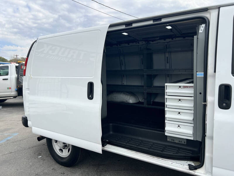 2016 Chevrolet Express 2500