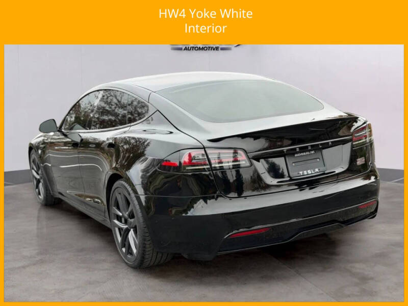 2023 Tesla Model S Plaid