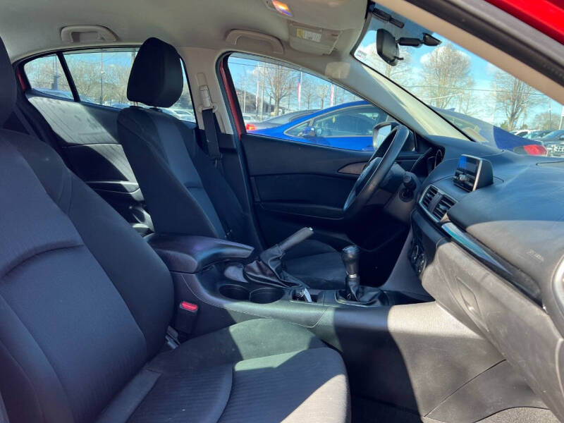 2014 Mazda MAZDA3 i SV