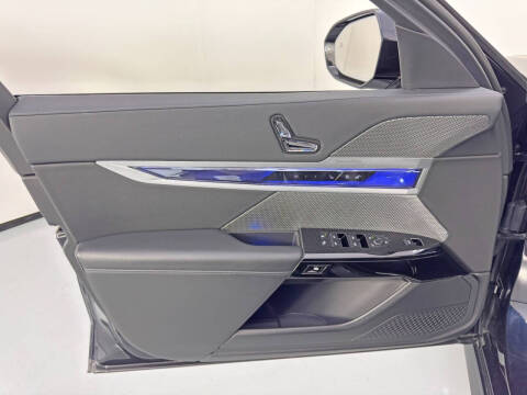 2023 BMW 7 Series 740i