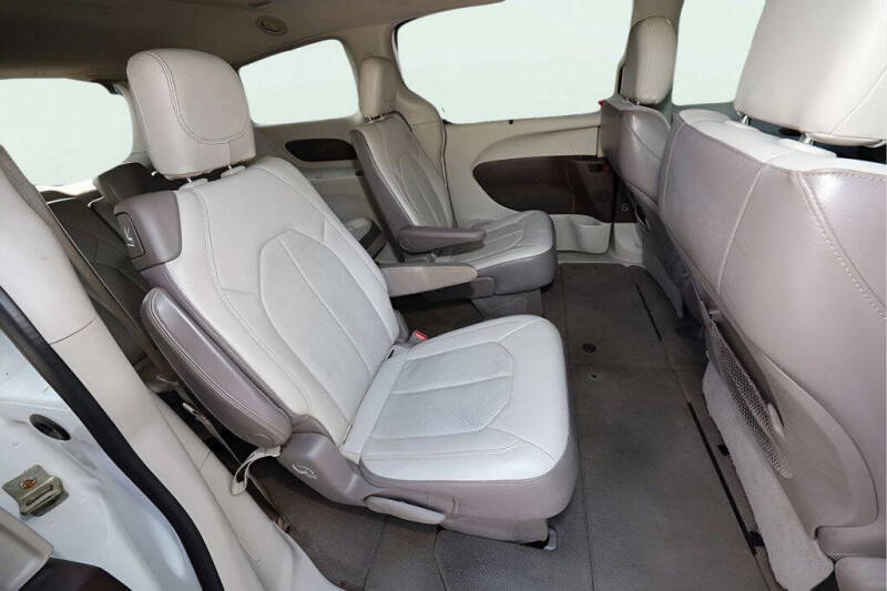 2018 Chrysler Pacifica Touring L