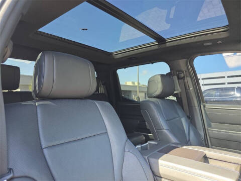 2023 Toyota Tundra Platinum HV