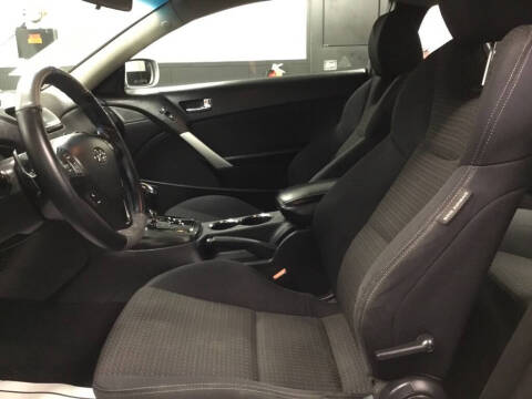 2012 Hyundai Genesis Coupe 2.0T