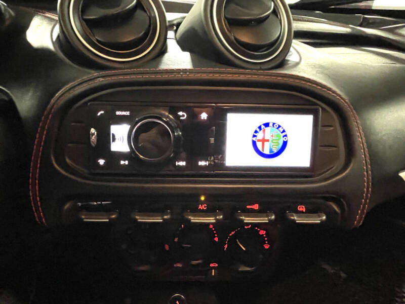 2015 Alfa Romeo 4C