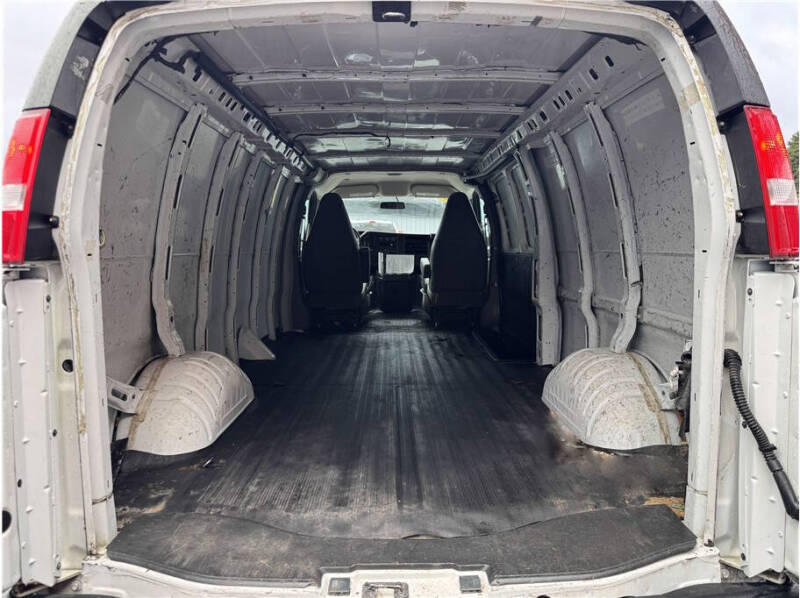 2020 Chevrolet Express 2500