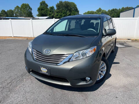 2011 Toyota Sienna for sale at Bennett's Auto Outlet, Inc. in Mayfield KY