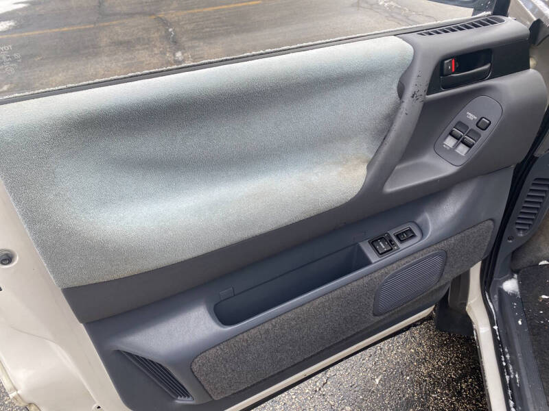 1992 Toyota Previa LE