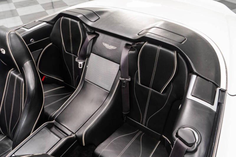 2014 Aston Martin DB9 Volante