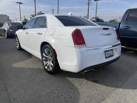 2016 Chrysler 300 C