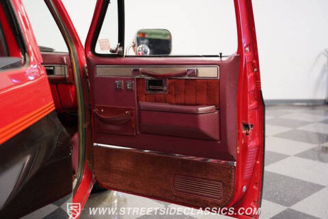 1987 Chevrolet Suburban R10